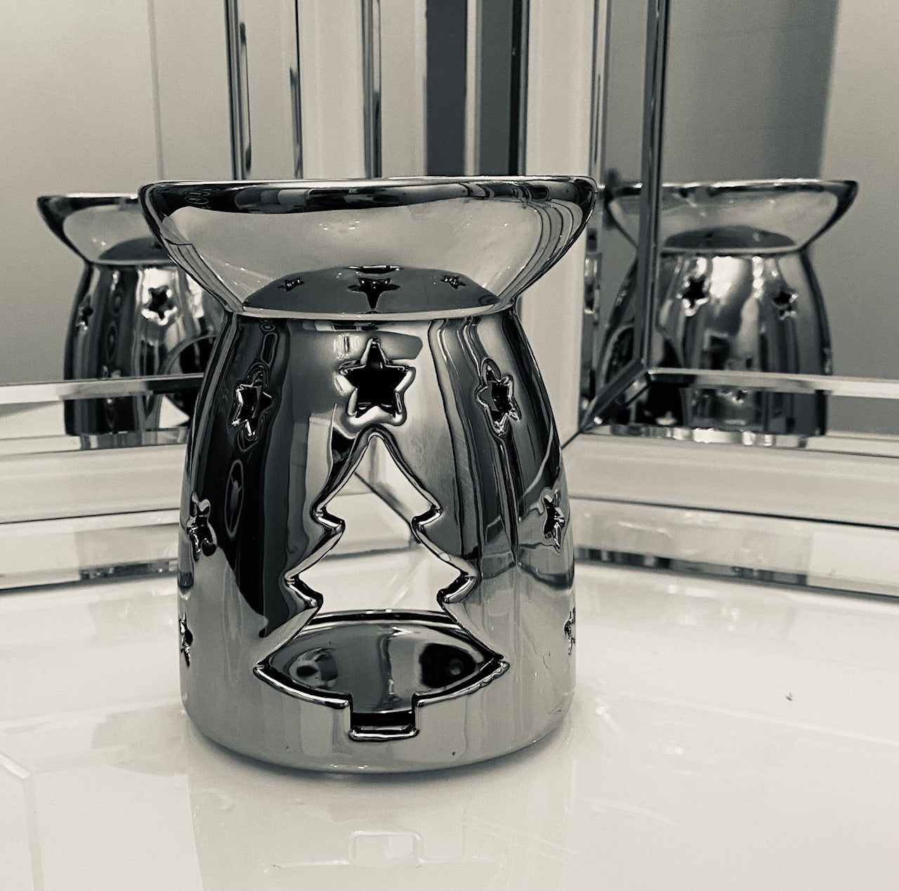 Silver Christmas Tree Cut Out Wax Warmer